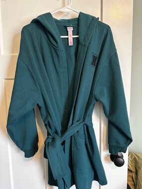 Savage X Fenty Green Hooded Robe with Belt